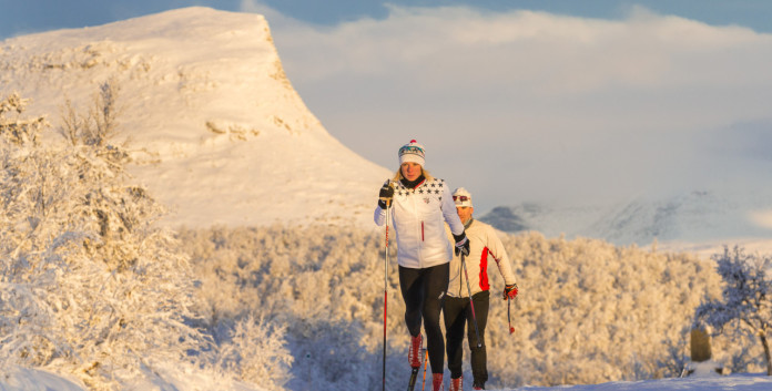 Bruksvallarna stores snow from winter to offer ski track in early October