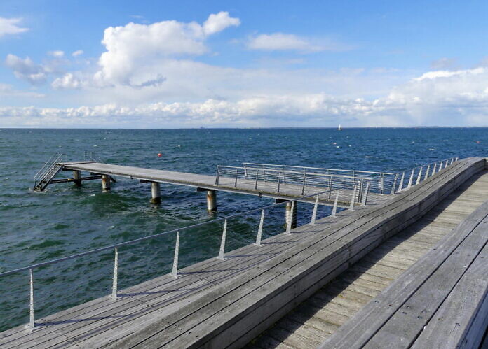 Here you can take a swim if you are a good swimmer: Scaniabadet