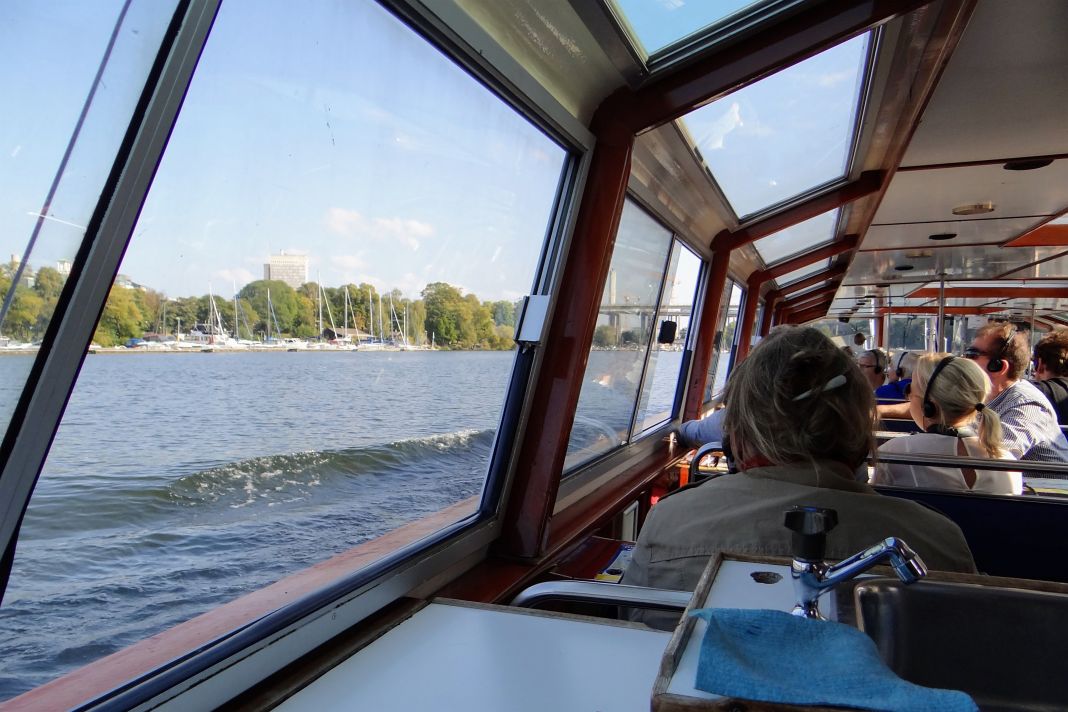Stockholm from water - Boat tour under the bridges